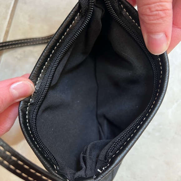 Liz Claiborne Purse - Picture 3 of 4